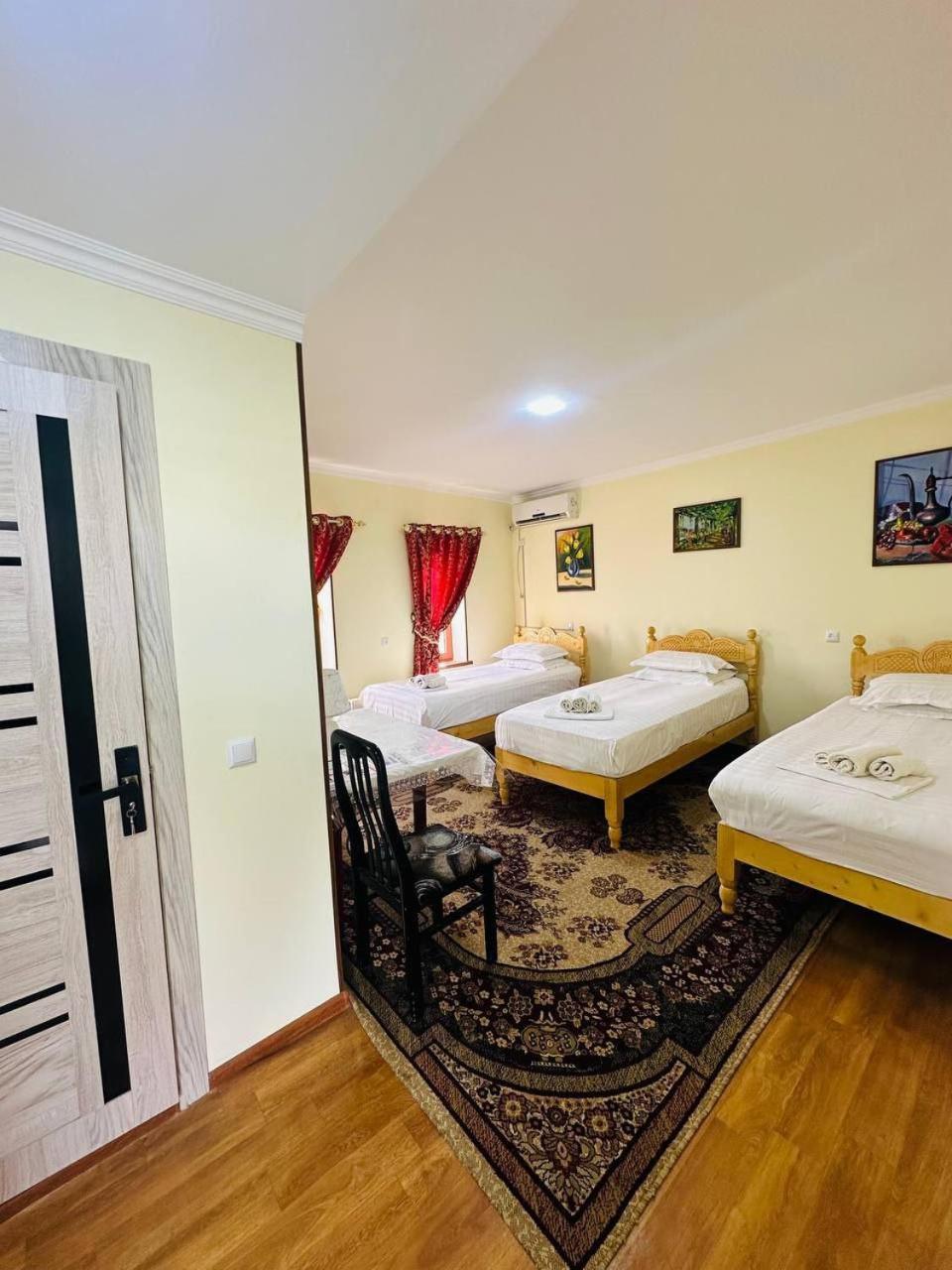 Parivash Guest House Bucara Exterior foto